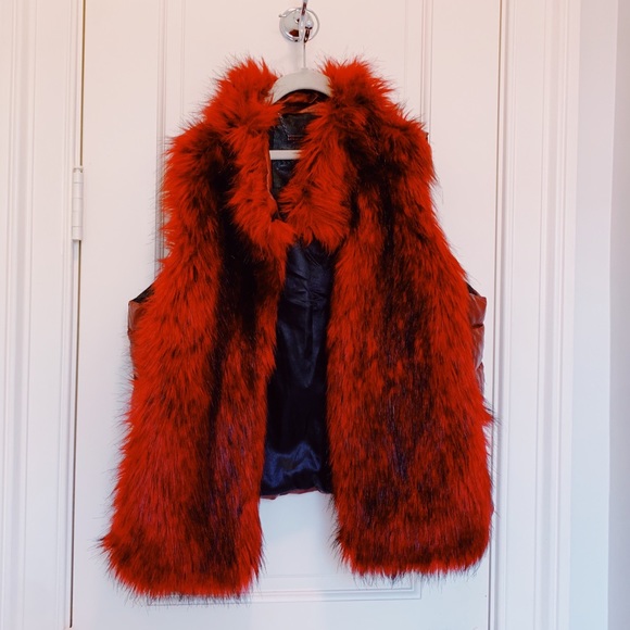 NWOT BUFFALO BY DAVID BITTON WOMEN’S MERLOT/DARK RED FUR DOWN PUFFER VEST SZM - Picture 3 of 10